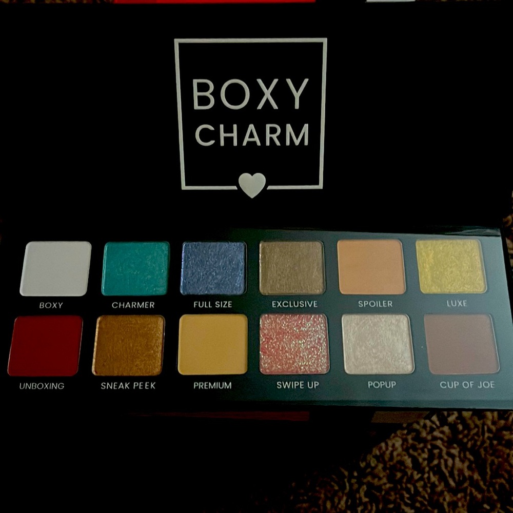 NWOT Boxy Charm eyeshadow palette.